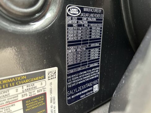 New 2026 Land Rover Range Rover Velar Dynamic SE image 30