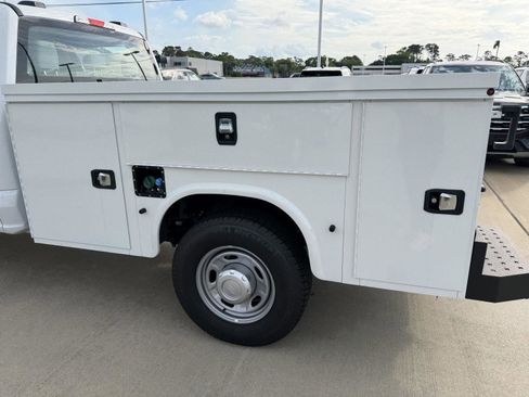 New 2026 Ford F350 XL w/ XL Driver Assist Package RWD image 10