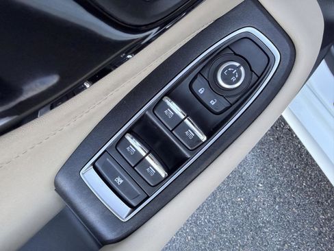 Used 2024 Subaru Legacy Limited image 13