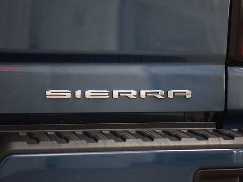 Used 2025 GMC Sierra 2500 Denali Ultimate AWD/4WD image 21