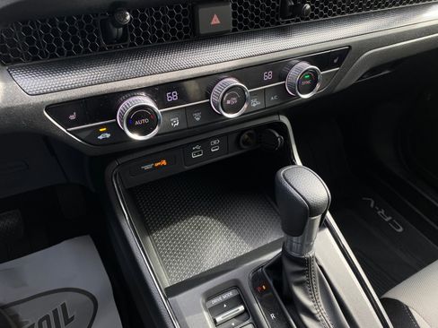 Used 2024 Honda CR-V EX image 17