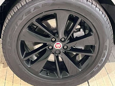 Used 2023 Jaguar F-PACE S AWD/4WD image 12