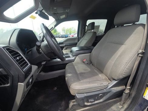 Used 2016 Ford F150 XLT w/ Equipment Group 302A Luxury image 22