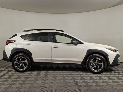 Certified 2024 Subaru Crosstrek 2.0i Premium image 10