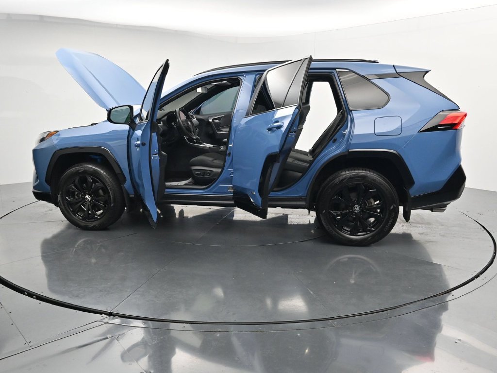Used 2024 Toyota RAV4 SE w/ Convenience Package AWD/4WD image 42