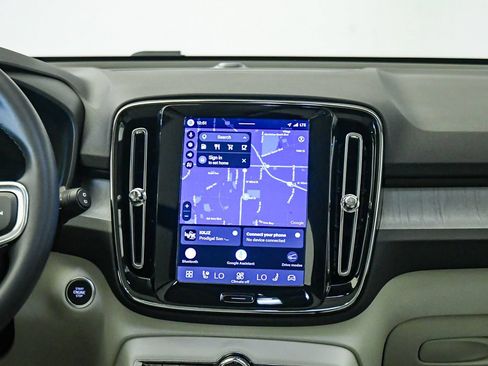 Certified 2026 Volvo XC40 B5 Plus w/ Protection Package Premier AWD/4WD image 14