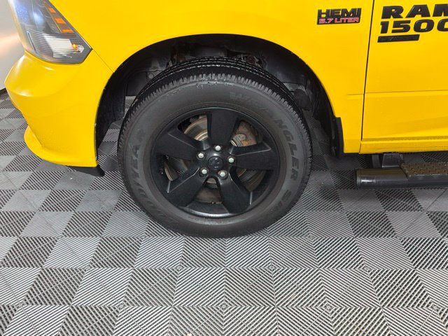 Used 2019 RAM 1500 Express w/ Wheel & Sound Group AWD/4WD image 10