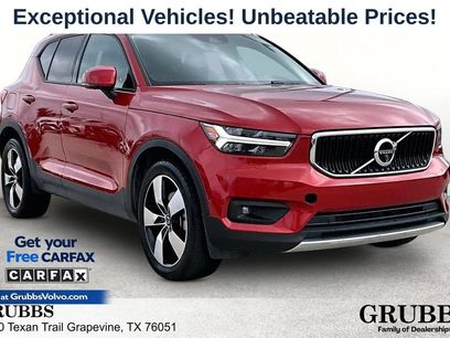Used 2019 Volvo XC40 T5 Momentum
