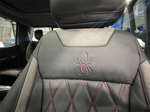 New 2026 Ford F250 Lariat w/ Black Appearance Package image 24