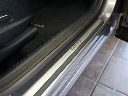 Used 2022 Genesis GV70 2.5T w/ Advanced Package image 45