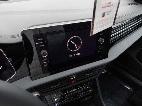 New 2026 Volkswagen Jetta SE image 17