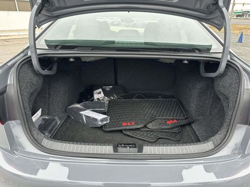 Certified 2022 Volkswagen Jetta GLI Autobahn w/ GLI Black Package image 12