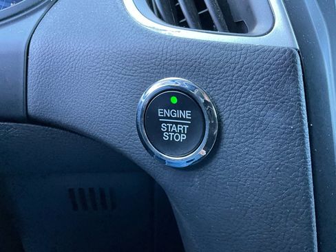 Used 2024 Ford Edge SEL image 27