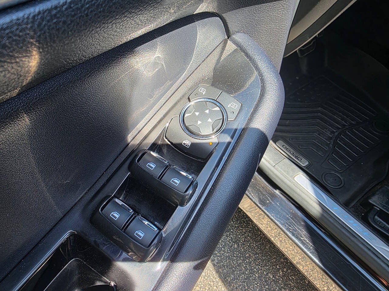 Used 2018 Ford Edge Sport w/ Equipment Group 401A AWD/4WD image 12