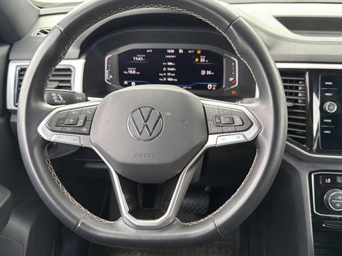Used 2022 Volkswagen Atlas Cross Sport SE AWD/4WD image 13