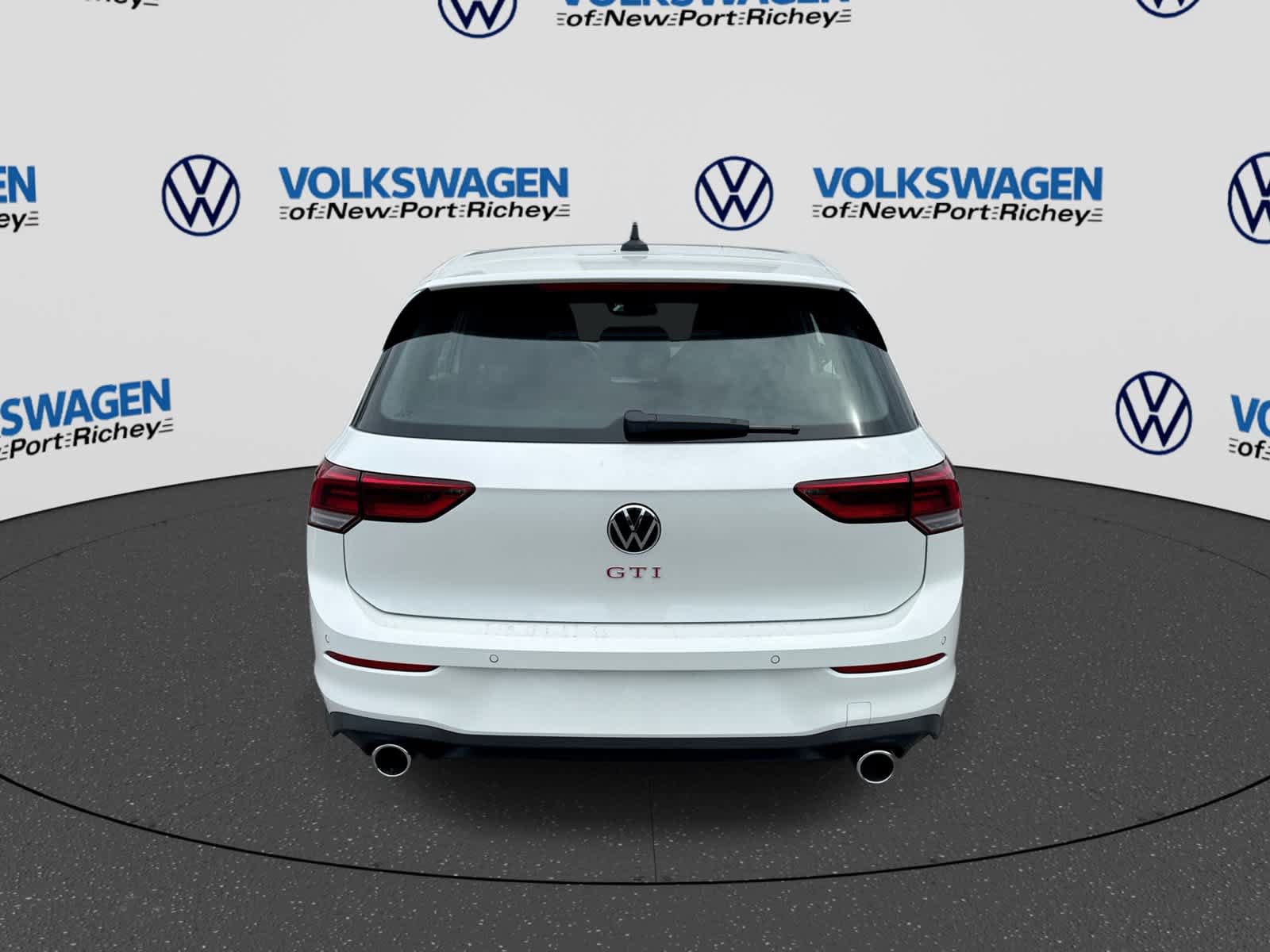 New 2026 Volkswagen GTI SE FWD image 13