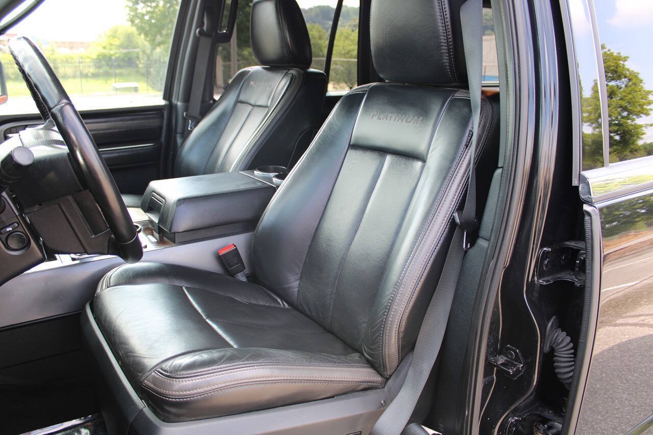 Used 2015 Ford Expedition EL Platinum AWD/4WD image 18