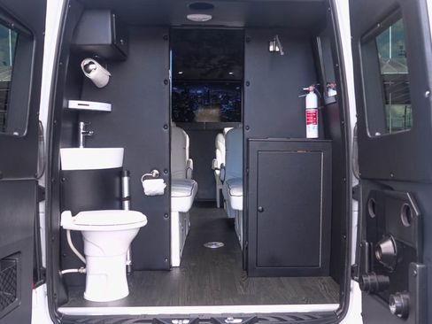 Used 2020 Mercedes-Benz Sprinter 3500 image 93