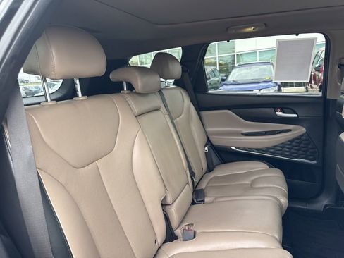 Used 2022 Hyundai Santa Fe SEL w/ Convenience + Premium Package FWD image 25