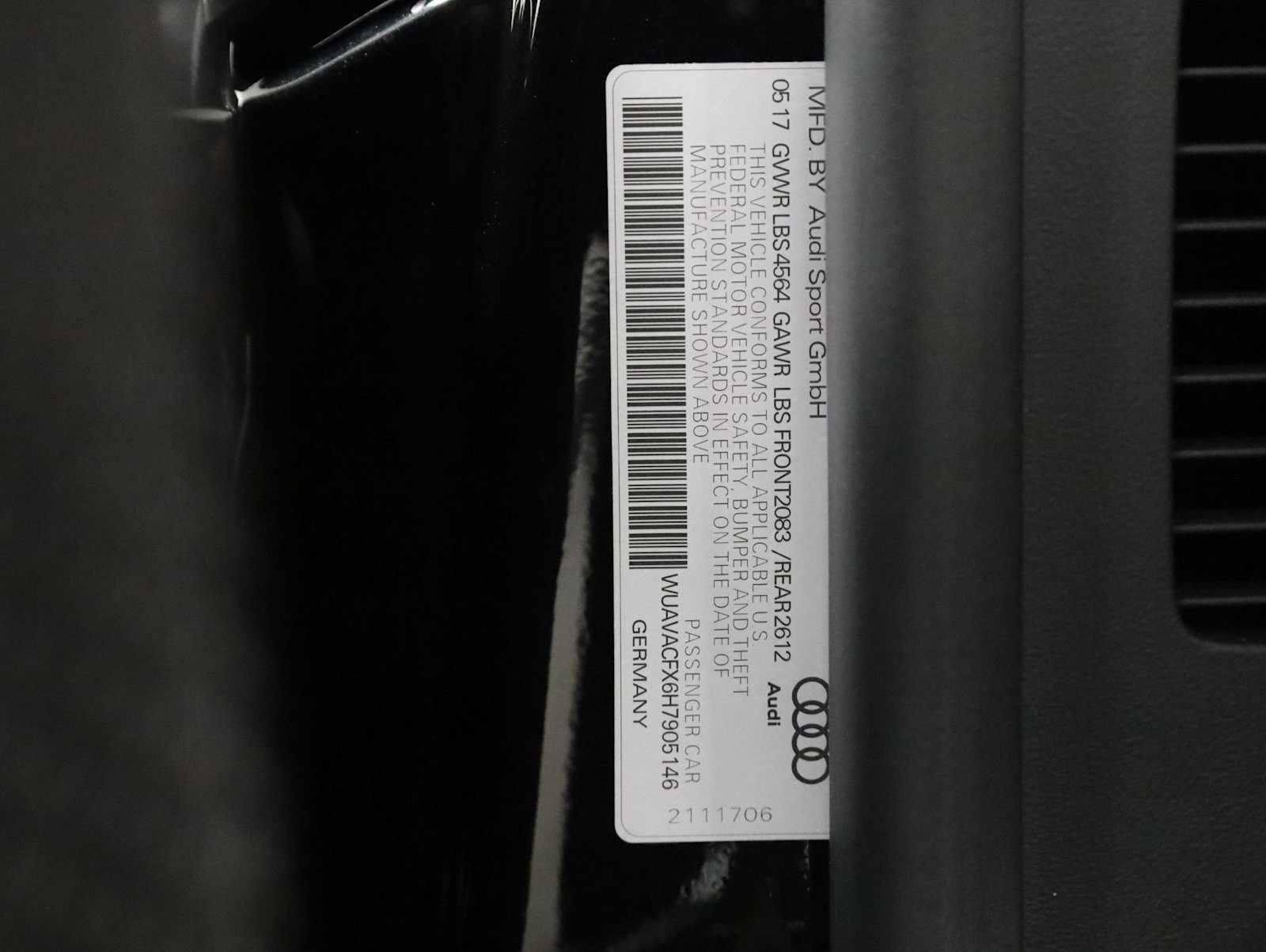 Used 2017 Audi R8 V10 w/ Carbon Exterior Package AWD/4WD image 39