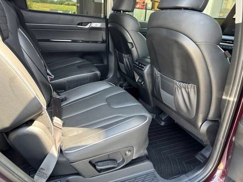 Used 2024 Hyundai Palisade Limited AWD/4WD image 15