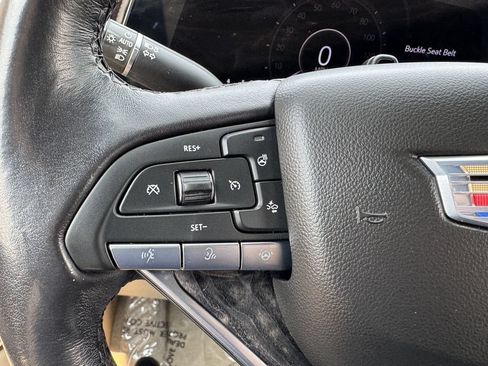 Used 2022 Cadillac Escalade ESV Premium Luxury AWD/4WD image 28