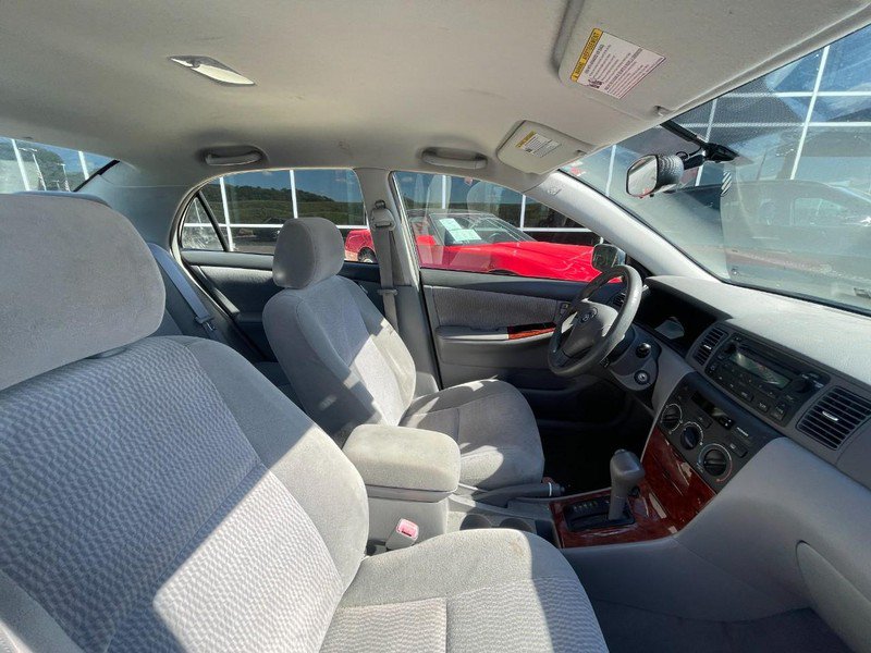 Used 2006 Toyota Corolla LE FWD image 3