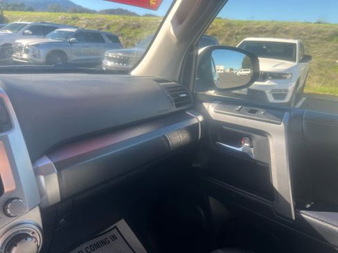 Certified 2023 Toyota 4Runner SR5 Premium image 30