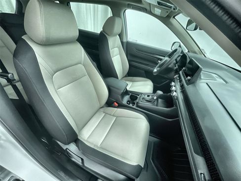 Certified 2025 Honda CR-V EX image 29