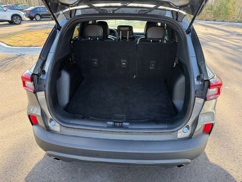 Used 2025 Ford Escape ST-Line image 9