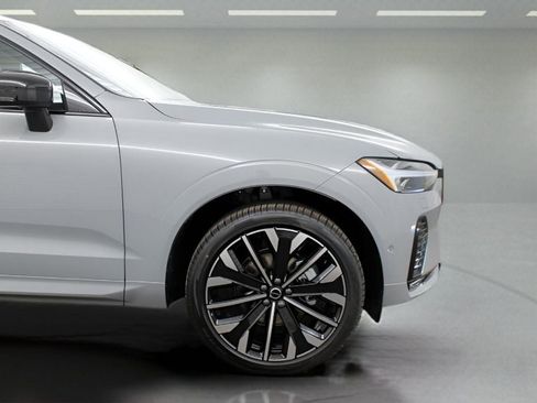 New 2026 Volvo XC60 B5 Ultra w/ Protection Package Premier image 32