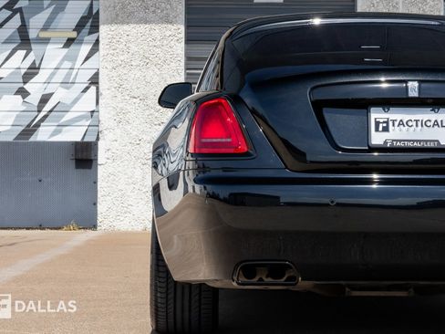 Used 2017 Rolls-Royce Wraith image 15