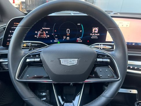 Certified 2024 Cadillac Lyriq Tech w/ Driver Assist Package image 31