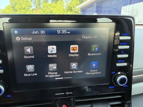 Used 2020 Hyundai Ioniq SE FWD image 15