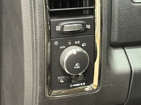 Used 2017 RAM 1500 Sport w/ Sport Premium Group image 20