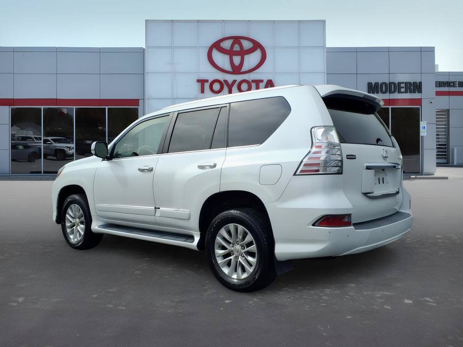 Used 2018 Lexus GX 460 Premium w/ Premium Package AWD/4WD image 3