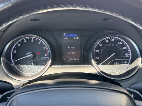 Used 2022 Toyota Camry SE FWD image 30