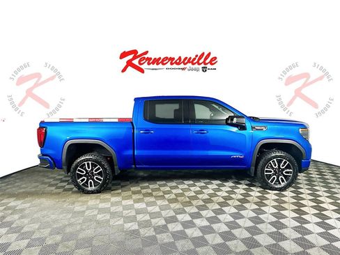 Used 2024 GMC Sierra 1500 AT4 w/ Technology Package image 8