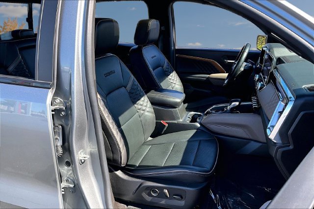 Used 2023 GMC Canyon Denali AWD/4WD image 30