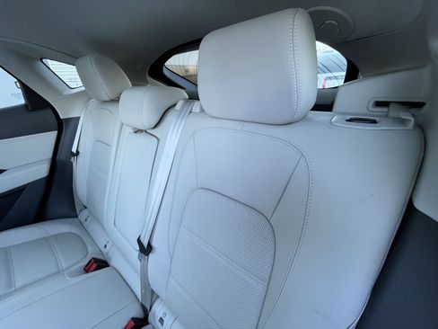 Used 2020 Jaguar E-PACE image 40