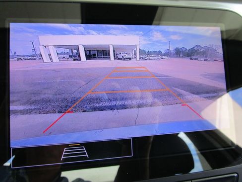 Used 2024 Chevrolet Malibu LT image 34