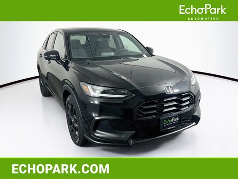 Used 2023 Honda HR-V Sport image 1