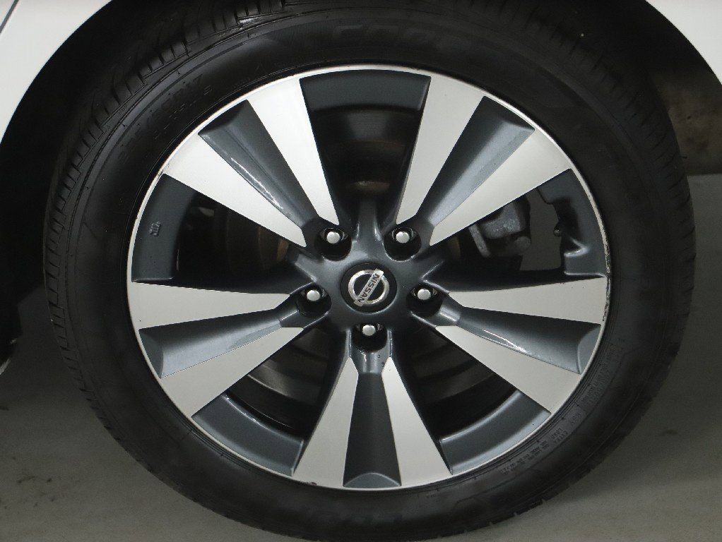 Certified 2019 Nissan Sentra SL FWD image 39