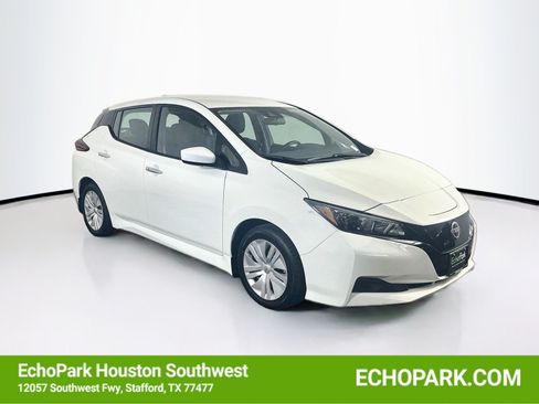 Used 2024 Nissan Leaf S FWD image 1