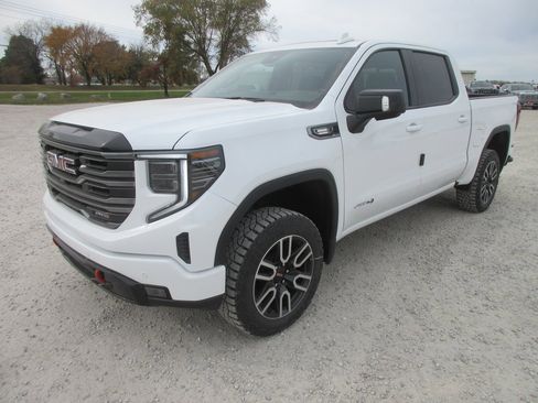 New 2026 GMC Sierra 1500 AT4 w/ AT4 Premium Package image 10