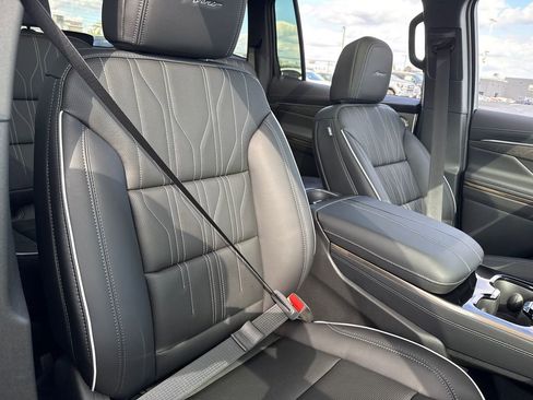 New 2026 Buick Enclave Avenir w/ Super Cruise Package image 41