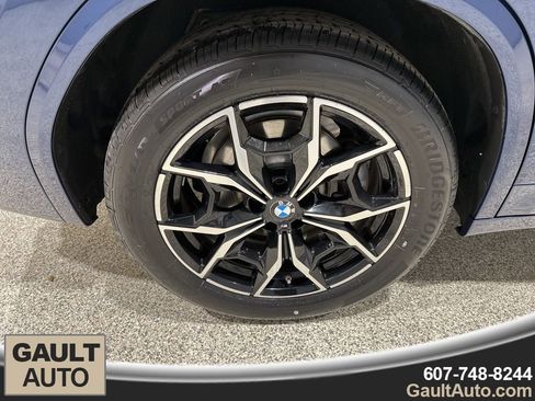 Certified 2024 BMW X3 xDrive30i w/ Premium Package image 21