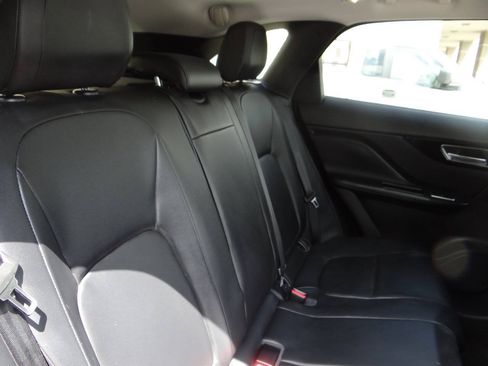 Used 2017 Jaguar F-PACE Premium AWD/4WD image 29
