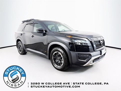 Used 2025 Nissan Pathfinder Rock Creek AWD/4WD image 1