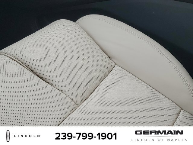 New 2027 Lincoln Navigator Premiere RWD image 28